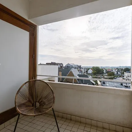 Wonderful With Frontal Sea View In Westende * 米德尔克尔克